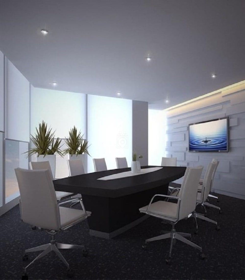 Royal Business Center